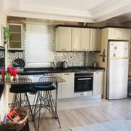 Plt Homes Great Near The Whaterfeal And Cool Location شقة *